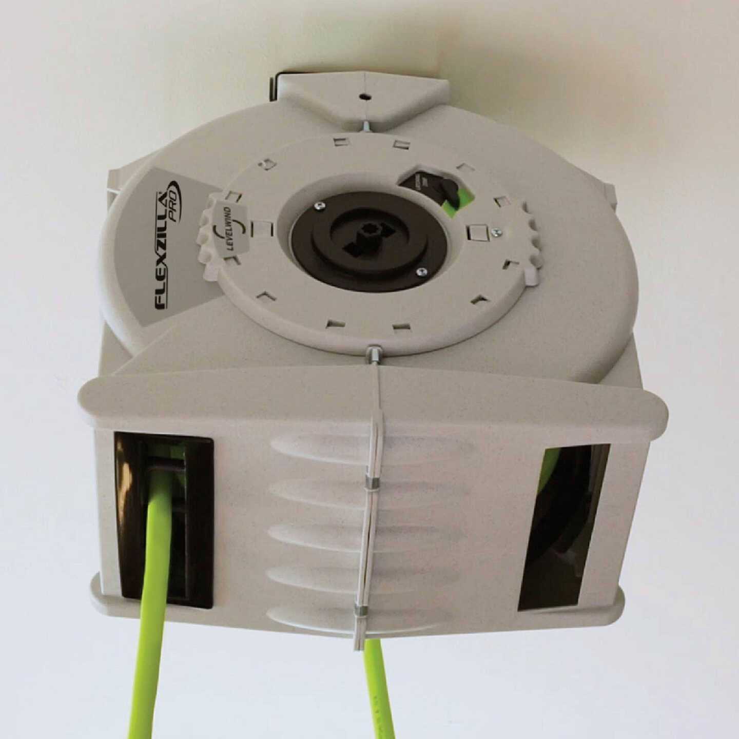 Flexzilla Retractable Water Hose Reel L8340FZ - Image 2