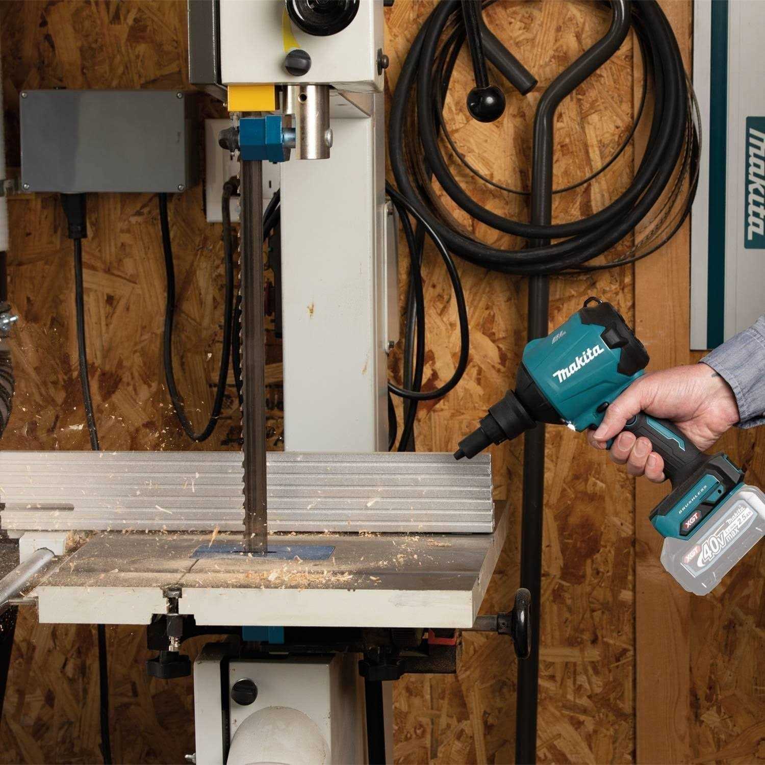 Makita GSA01Z 40V max XGT Brushless Cordless High Speed Dust Blower - Image 3
