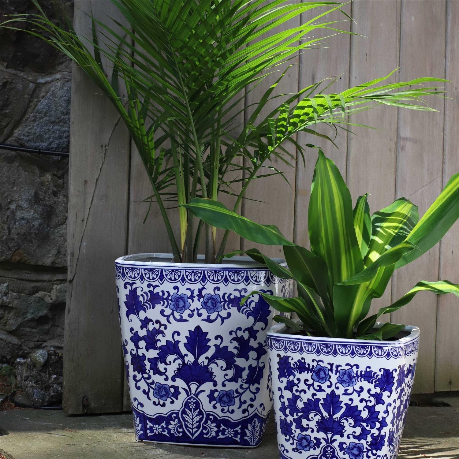 Euro Ceramica ClayBarn Blue and White Camelia Ceramic Garden Planter - Image 4