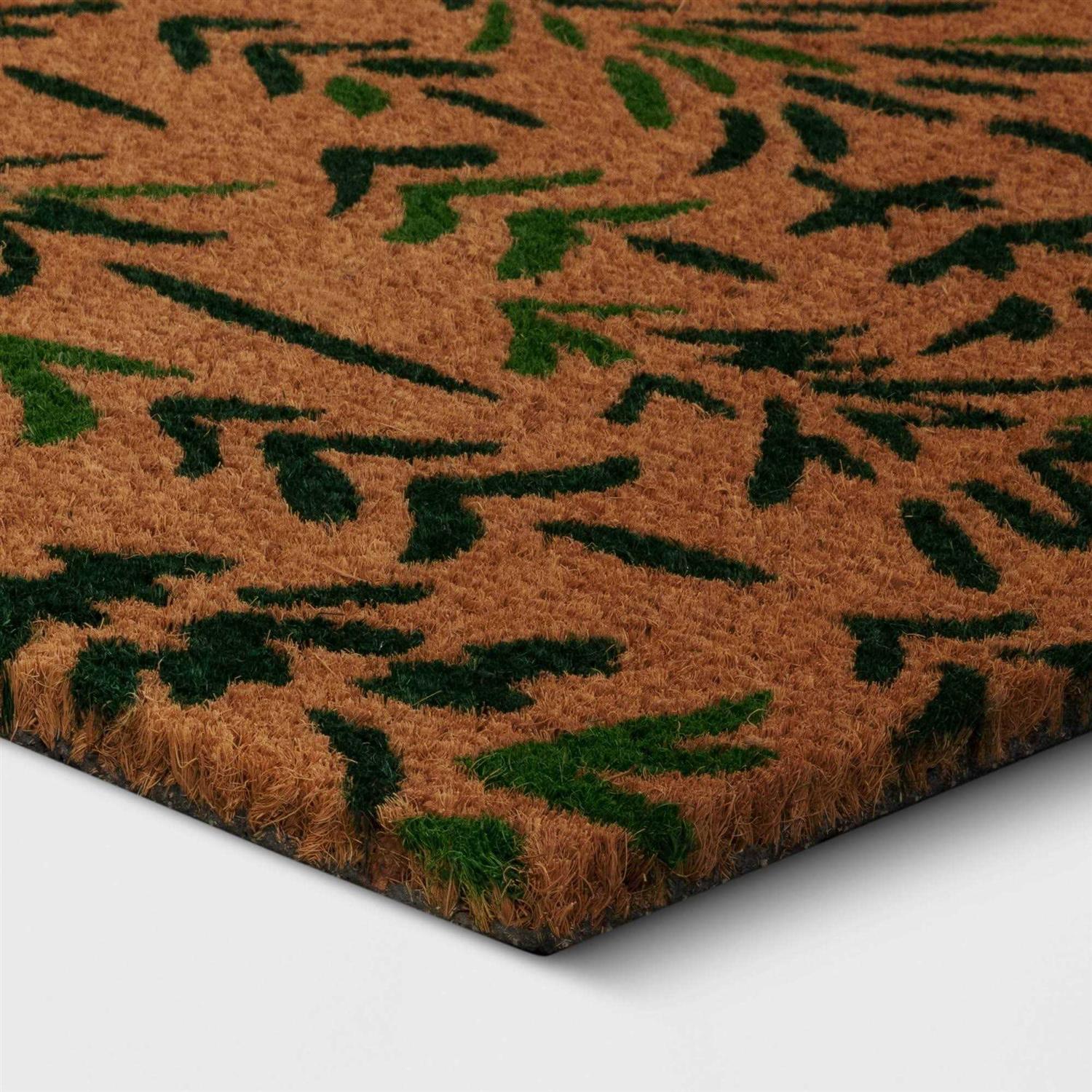 Threshold 1'6x2'6 Christmas Tree Coir Doormat Green - Image 4
